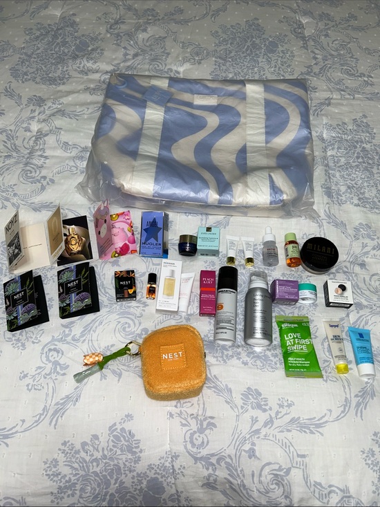 Ulta Beauty Other - Ulta Beauty Reusable Tote Bag - Blue & White Wave Pattern with Goodies
